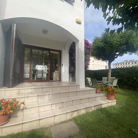 R17 Casa Merce Rodoreda Calafell Bagian luar foto