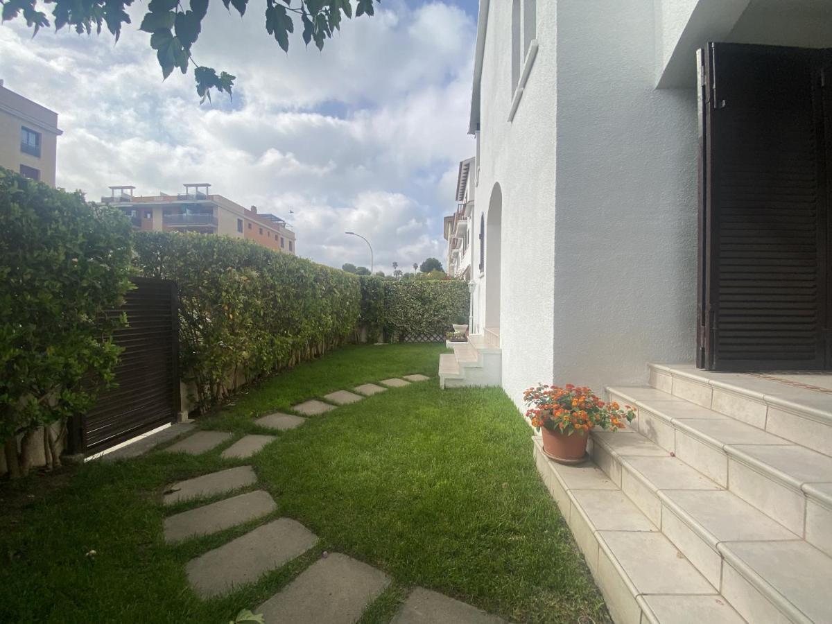 R17 Casa Merce Rodoreda Calafell Bagian luar foto