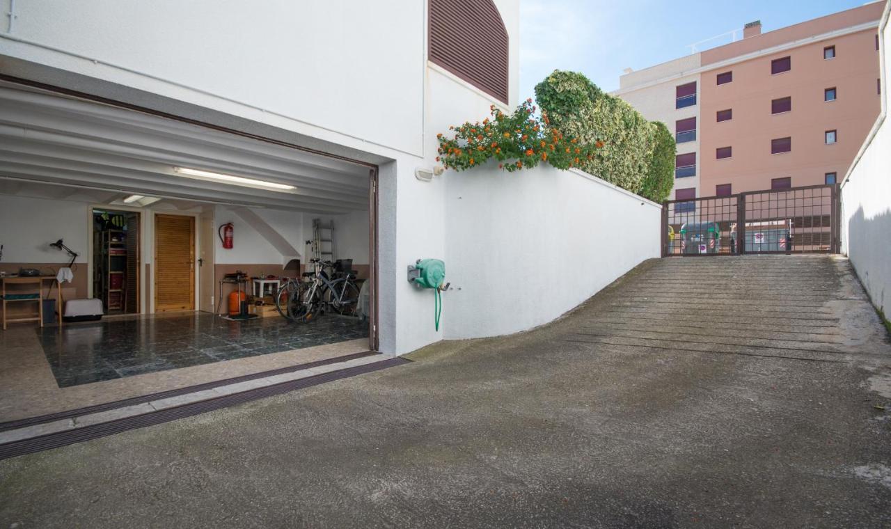 R17 Casa Merce Rodoreda Calafell Bagian luar foto