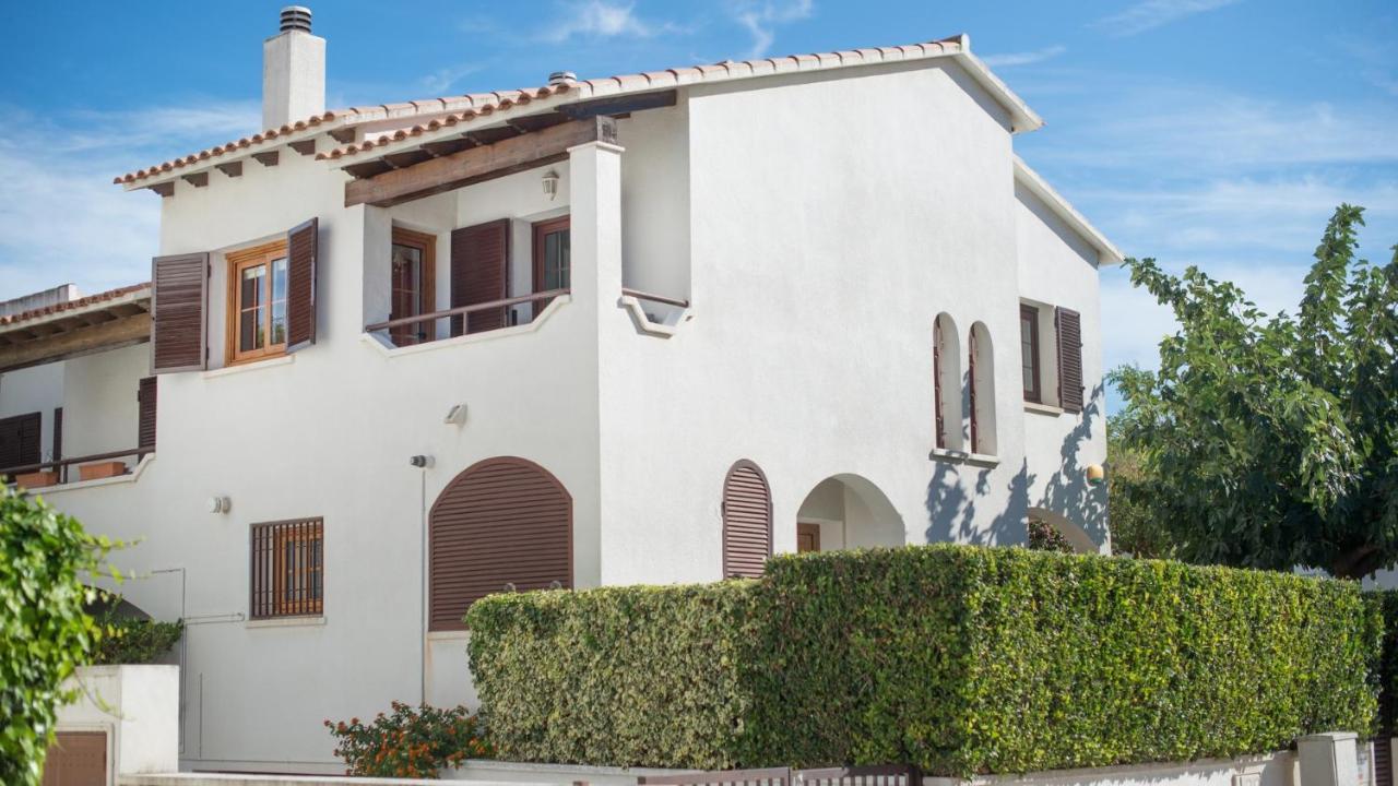 R17 Casa Merce Rodoreda Calafell Bagian luar foto