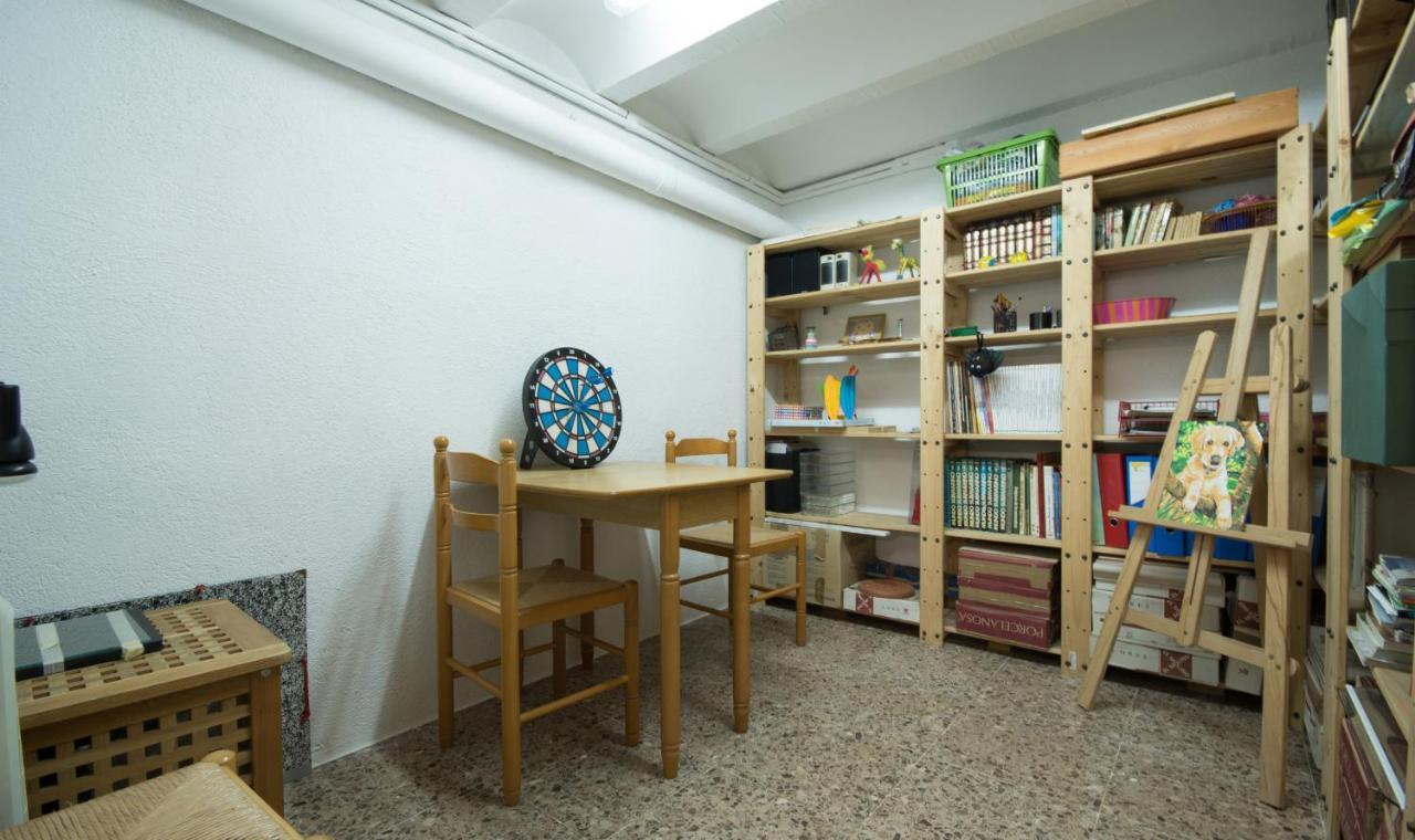 R17 Casa Merce Rodoreda Calafell Bagian luar foto