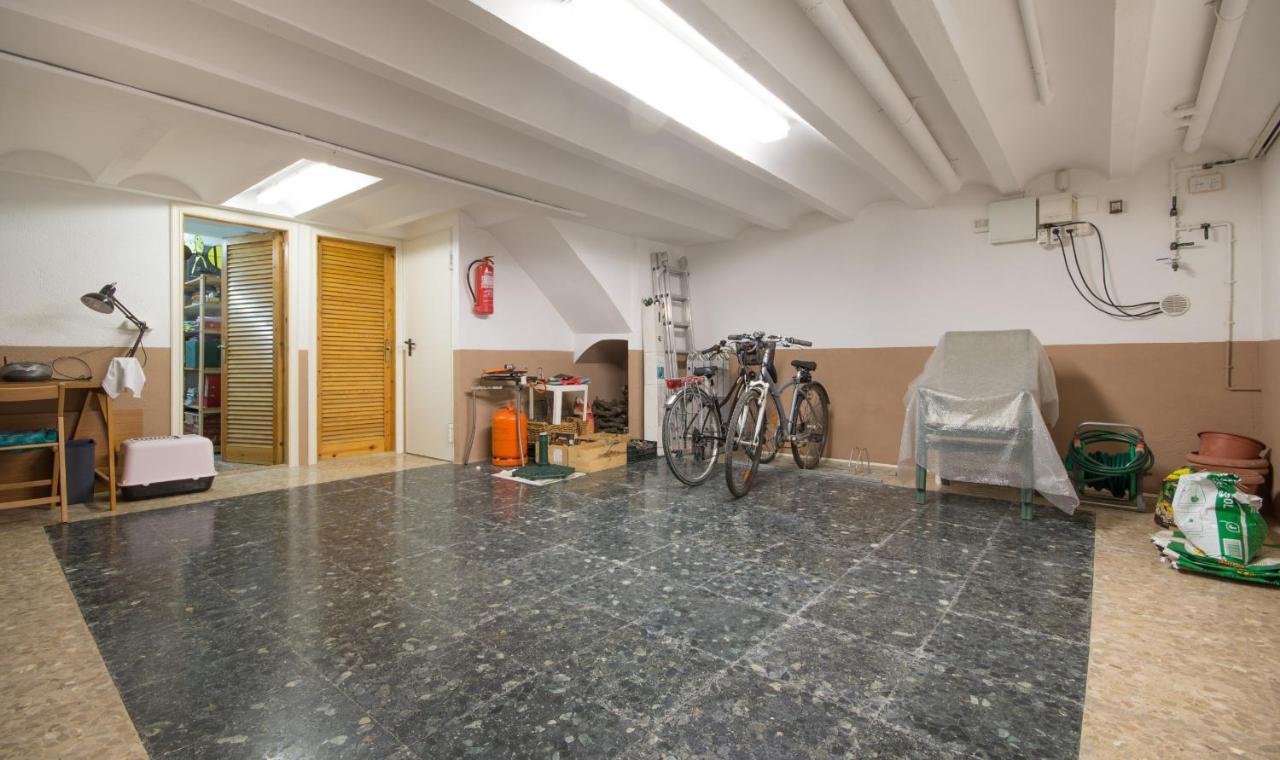 R17 Casa Merce Rodoreda Calafell Bagian luar foto